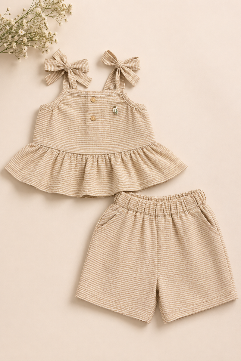 Knot Top with shorts